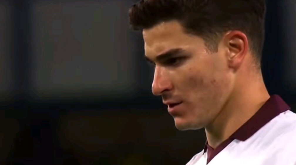 科隆队在紧张比赛取得关键胜利