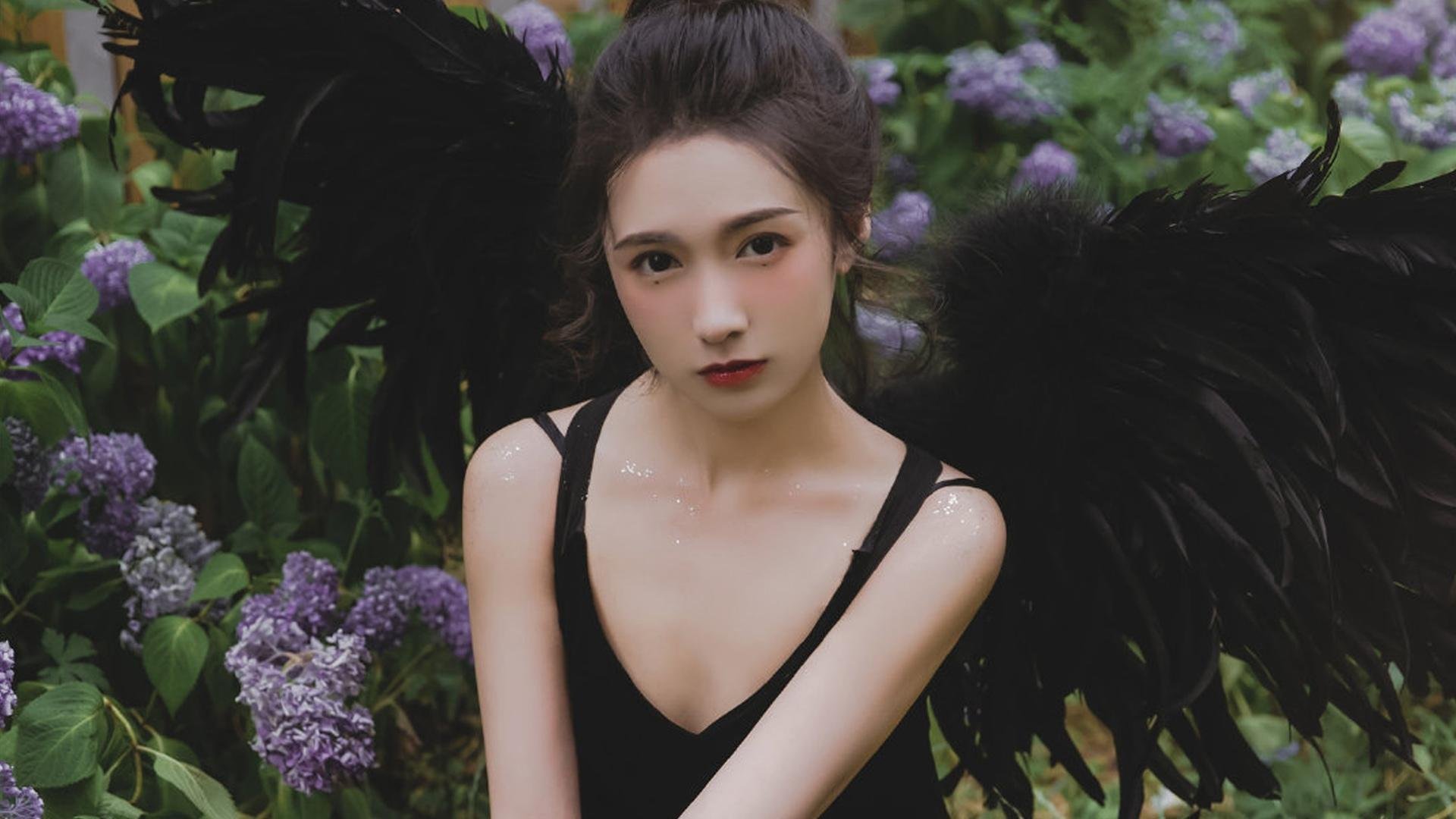 火箭鏖战广厦队，英格拉姆如手术刀般精准，彻底肢解铁桶阵