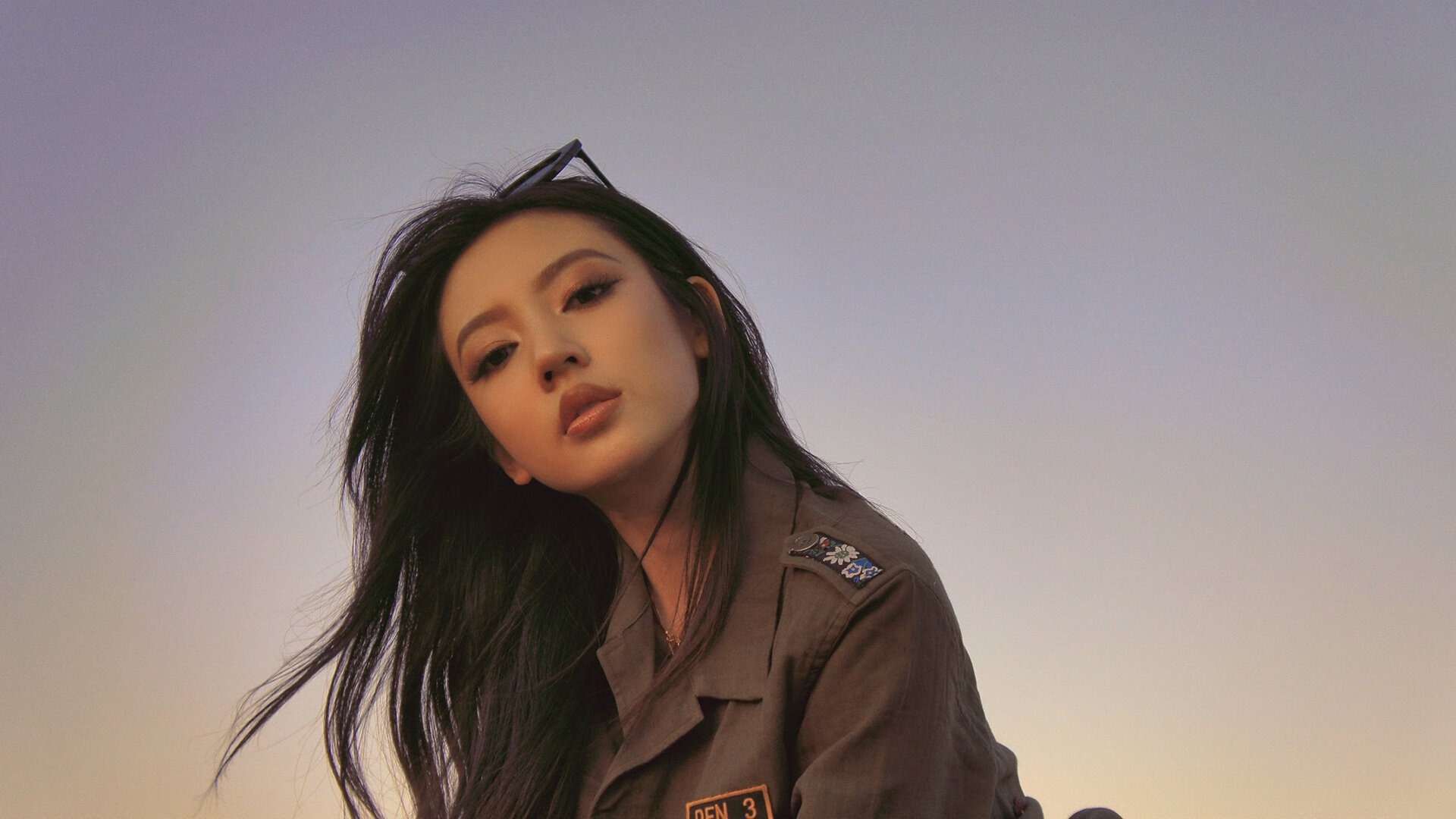 悲情里程碑，恩比德破纪录夜，活塞掀翻76人书写冷门剧本