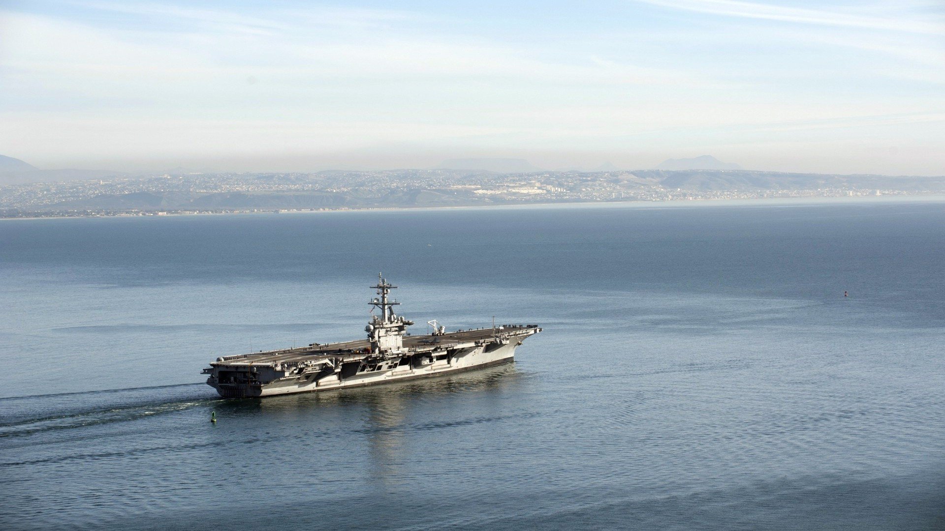 雷火电竞主播-红狼咆哮开普敦，蓝月枪手暗战南非—当英超争冠悬念撞上欧陆豪门的远征